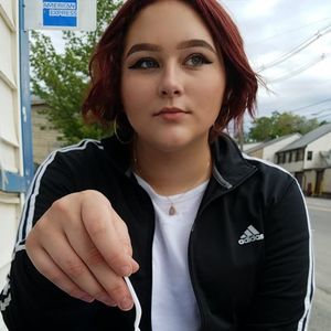 Meet your Posher, Harley